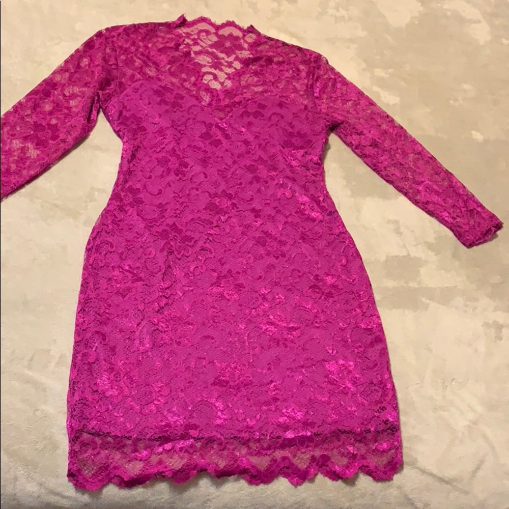 Fushia 3/4 sleeve lace dress